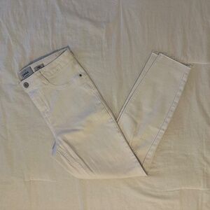 Mid rise skinny jeans